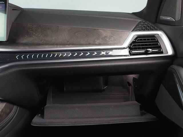 2023 BMW X7 xDrive40i AWD *M SPORT PKG, EXECUTIVE PKG, DRIVING ASSIST PRO, HEADS-UP DISPLAY, NAVIGATION, ADAPTIVE CRUISE, 360 CAMERAS, PANO SKY LOUNGE ROOF, MERINO LEATHER, CLIMATE SEATS, 2ND ROW CAPTAINS, HARMAN/KARDON Round Rock TX