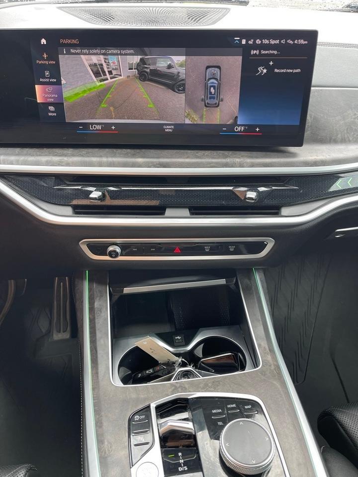 2023 BMW X7 xDrive40i Orange MA