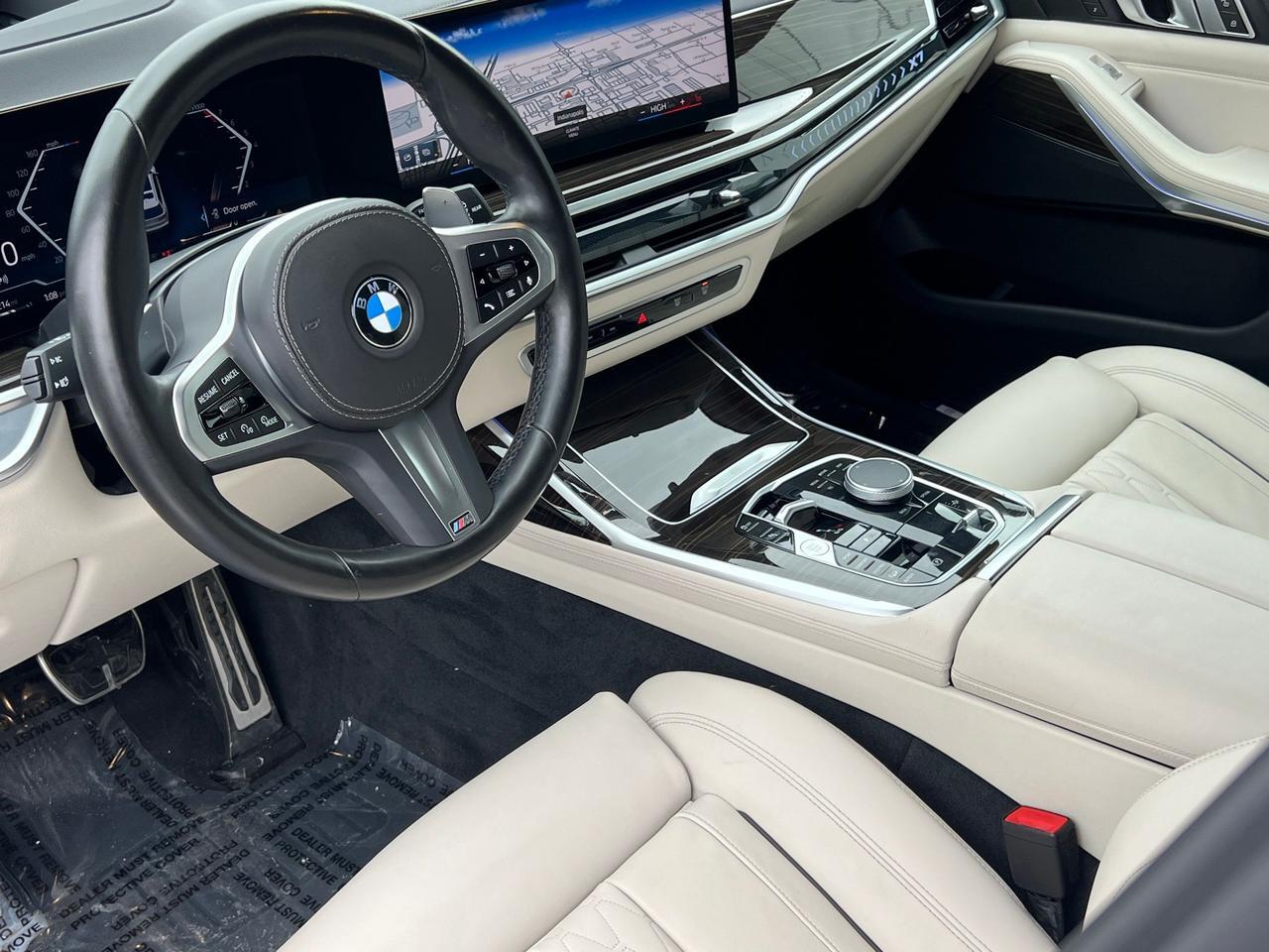 2023 BMW X7 xDrive40i