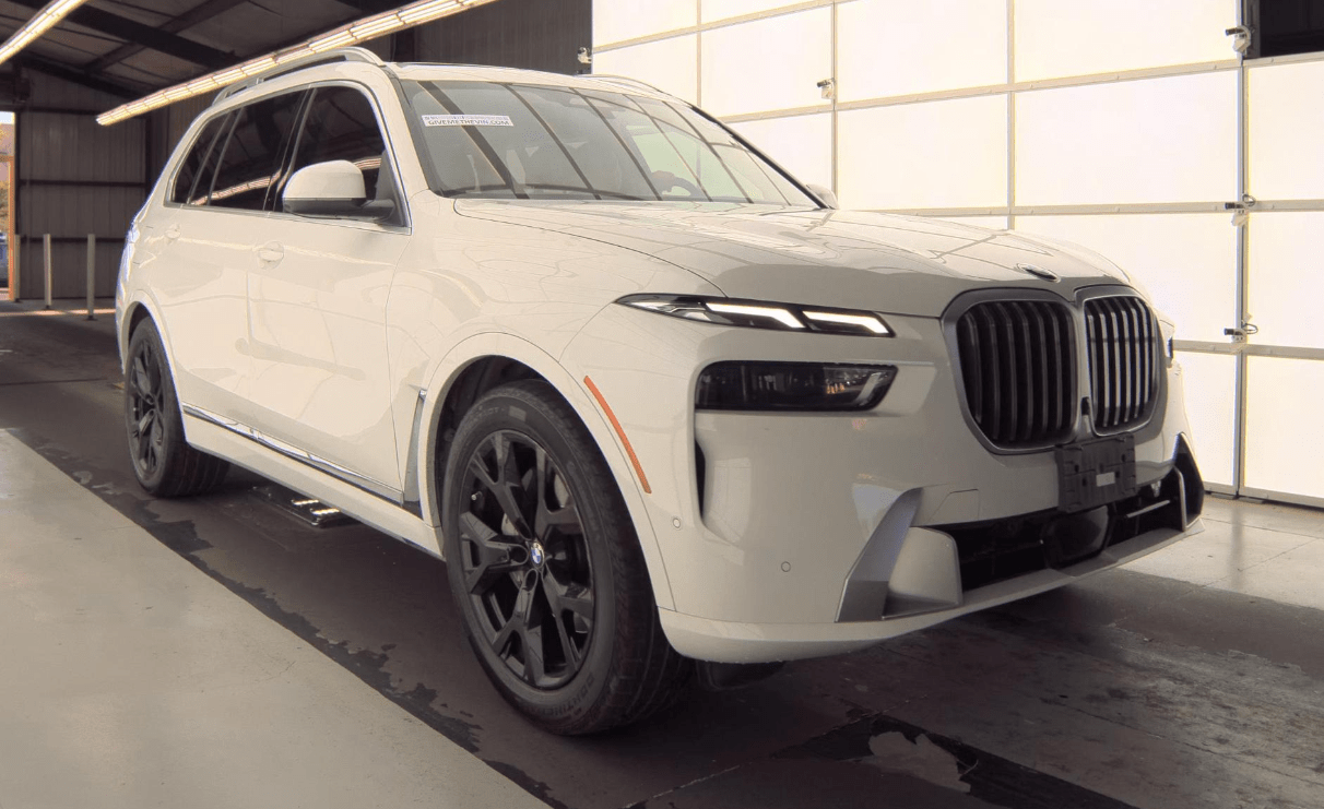 2023 BMW X7 xDrive40i