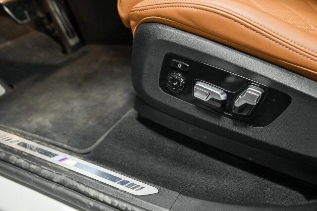 2023 BMW X7 xDrive40i M Sport 4dr SUV Chicago IL