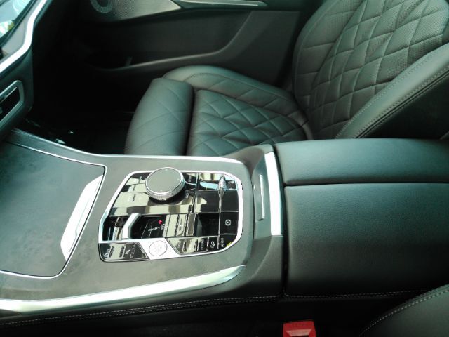 2023 BMW X7 xDrive40i M-Sport Plano TX