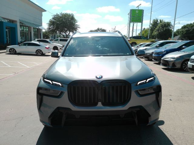 2023 BMW X7 xDrive40i M-Sport