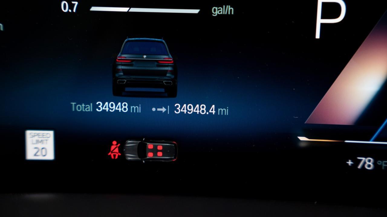 2023 BMW X7 xDrive40i M Sport w/ Park Assist & M-Sport Professional Packages Franklin TN