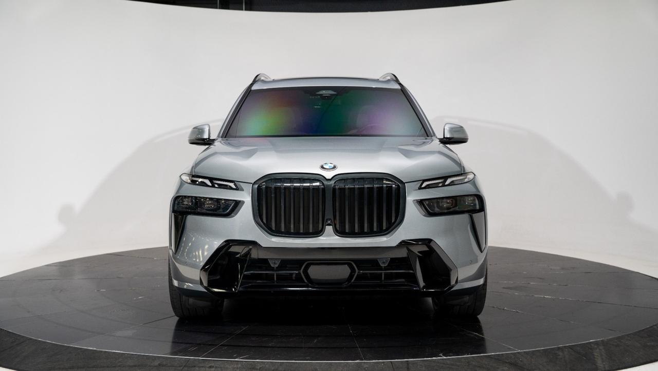 2023 BMW X7 xDrive40i M Sport w/ Park Assist & M-Sport Professional Packages Franklin TN