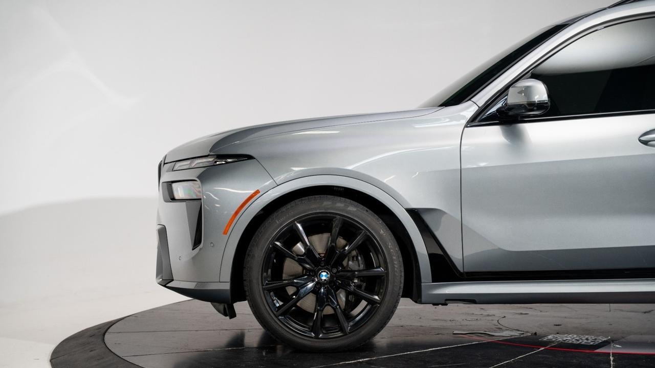 2023 BMW X7 xDrive40i M Sport w/ Park Assist & M-Sport Professional Packages Franklin TN