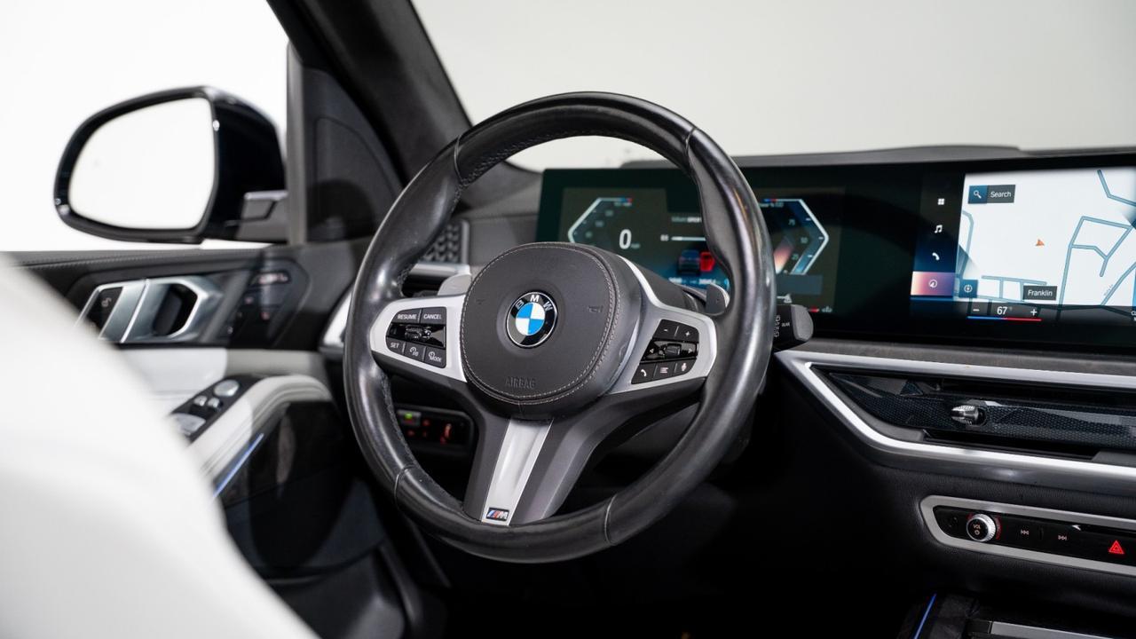 2023 BMW X7 xDrive40i M Sport w/ Park Assist & M-Sport Professional Packages Franklin TN