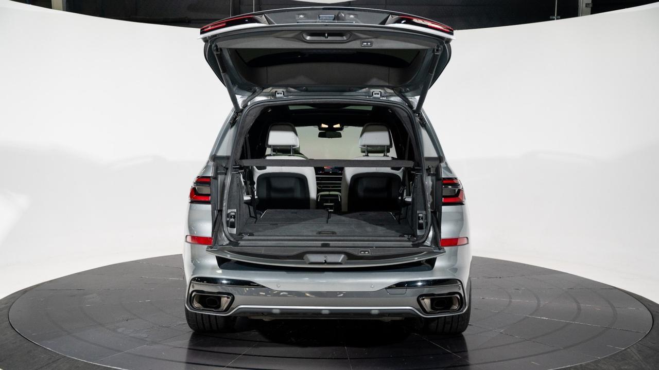 2023 BMW X7 xDrive40i M Sport w/ Park Assist & M-Sport Professional Packages Franklin TN