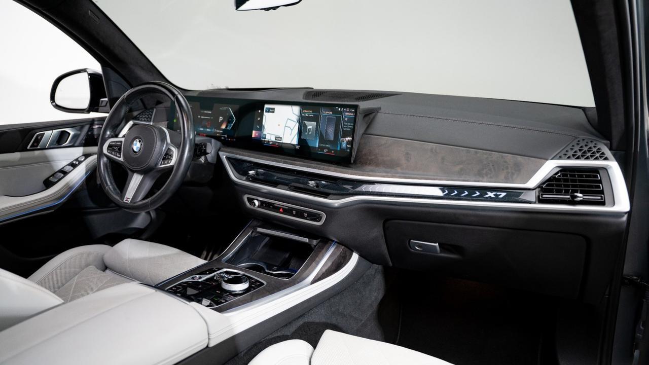 2023 BMW X7 xDrive40i M Sport w/ Park Assist & M-Sport Professional Packages Franklin TN