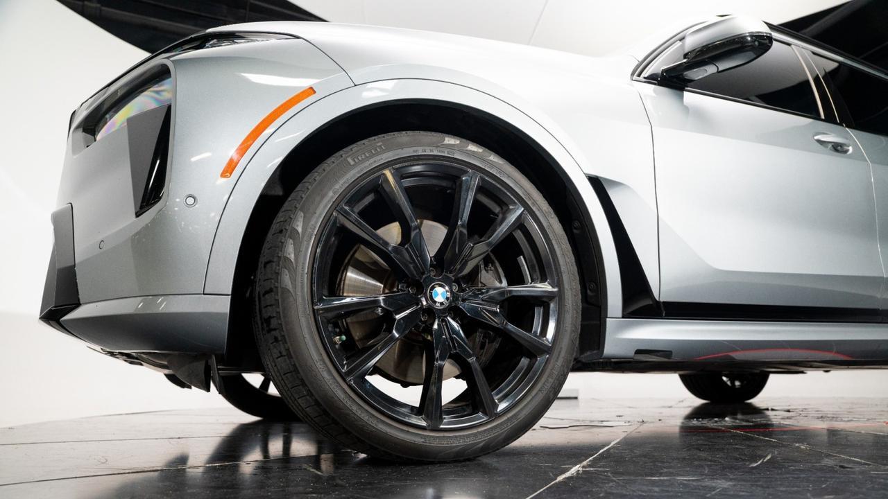 2023 BMW X7 xDrive40i M Sport w/ Park Assist & M-Sport Professional Packages Franklin TN
