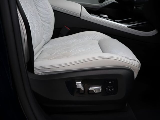 2023 BMW X7 xDrive40i Oshkosh WI