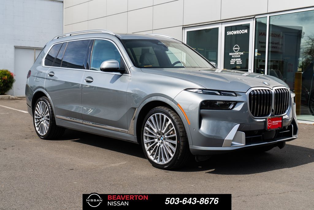 2023 BMW X7 xDrive40i