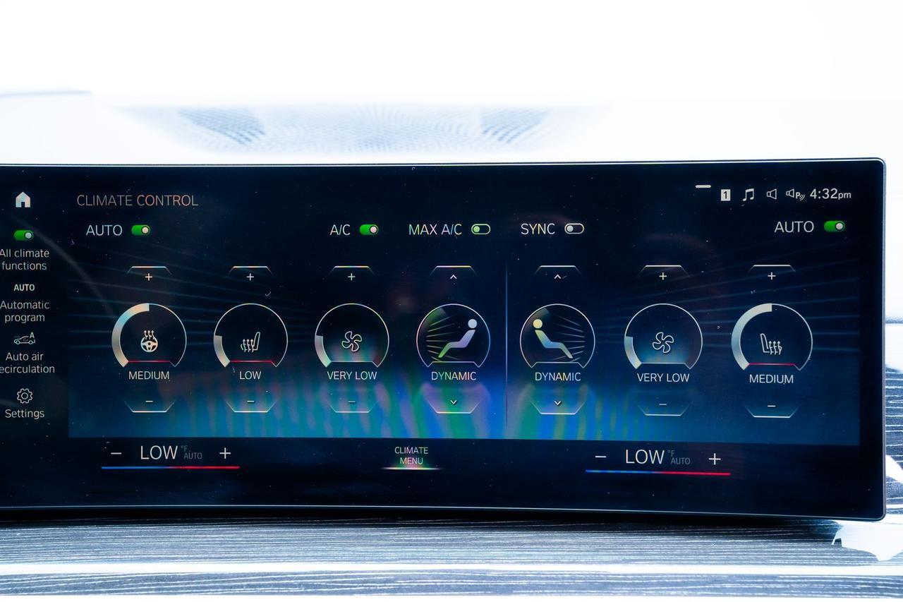 2023 BMW X7 xDrive40i Premium Package M Sport Package Portland OR