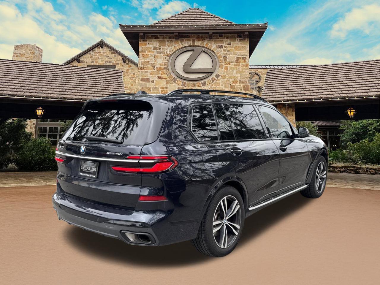 2023 BMW X7 xDrive40i