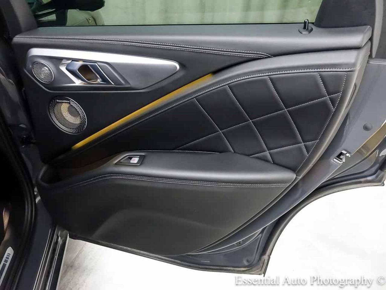 2023 BMW XM Willowbrook IL
