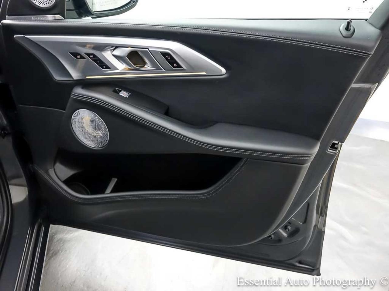2023 BMW XM Willowbrook IL