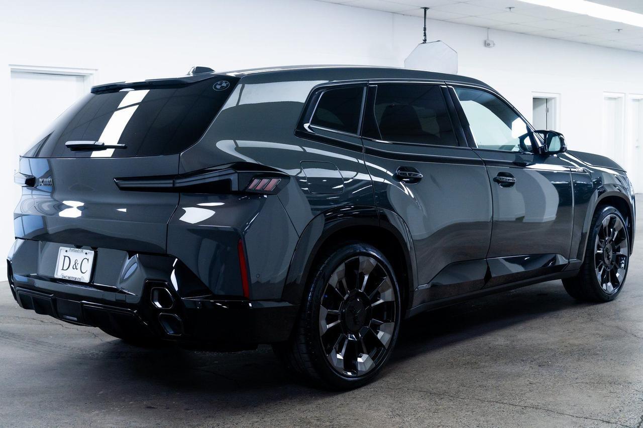 2023 BMW XM 1 Owner Bowers &amp; Wilkins Sound Massage Seats Portland OR