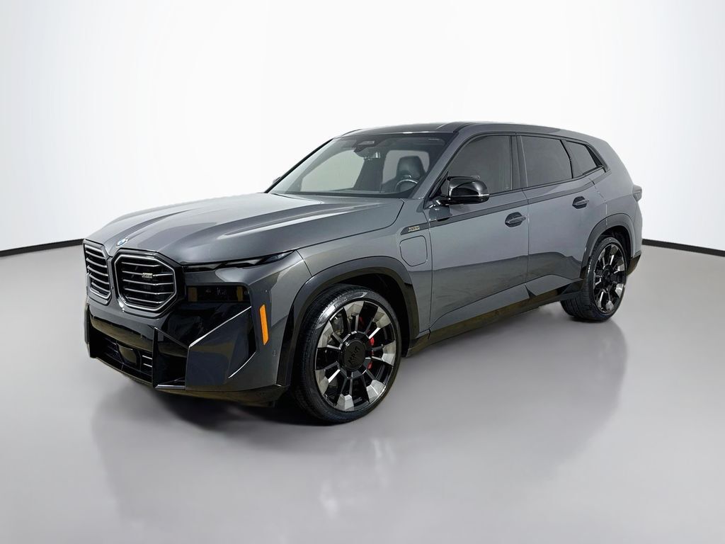 2023 BMW XM Base