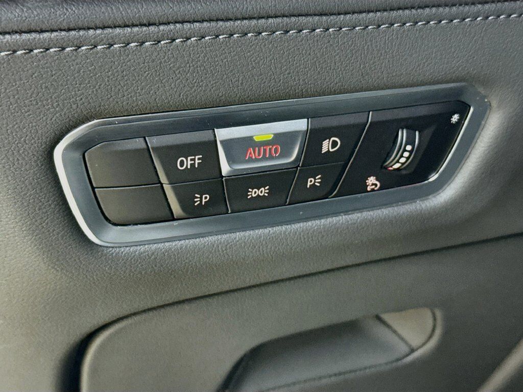2023 BMW XM Base Willowbrook IL