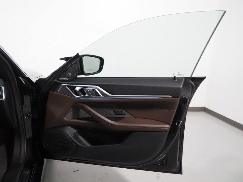 2023 BMW i4 M50 Gran Coupe AWD *HEADS-UP DISPLAY, NAVIGATION, CURVED DISPLAY, ADAPTIVE CRUISE, SAFETY ALERTS, 360 CAMERAS, MOONROOF, LEATHER, HEATED SEATS/STEERING, HARMAN/KARDON, WIRELESS CHARGING, ANDROID & APPLE Round Rock TX