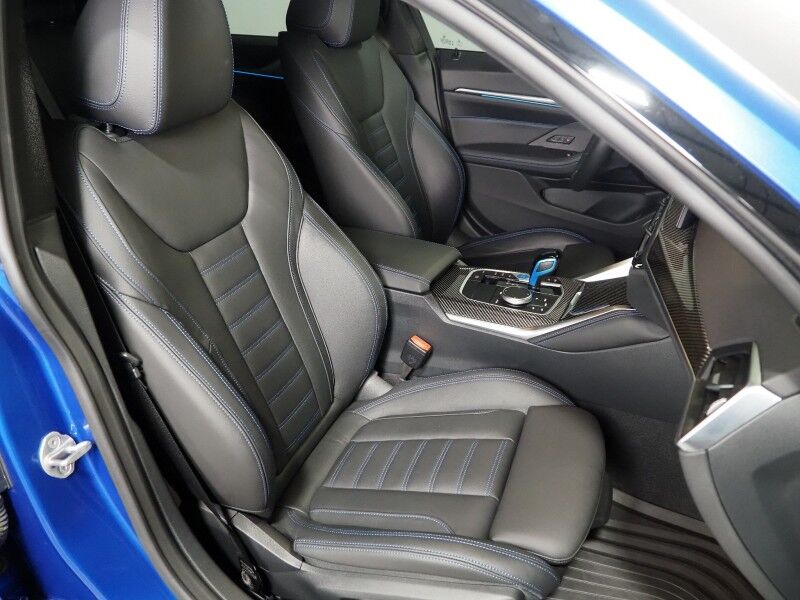 2023 BMW i4 M50 Gran Coupe AWD *M CARBON EXTERIOR PKG, HEADS-UP DISPLAY, NAVIGATION, ADAPTIVE CRUISE, SAFETY ALERTS, 360 CAMERAS, MOONROOF, VERNASCA LEATHER, HEATED SEATS/STEERING, 20 INCH WHEELS, HARMAN/KARDON, WIRELESS CHARGING