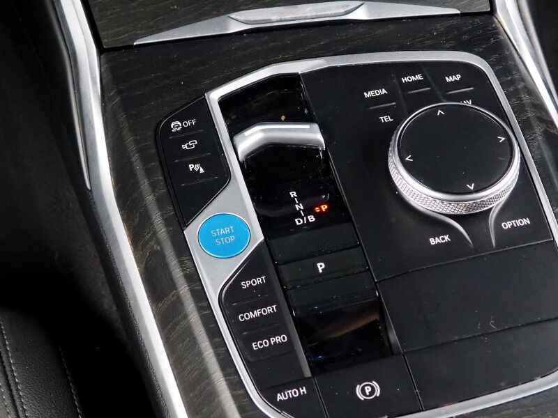 2023 BMW i4 eDrive35 Gran Coupe *DRIVING ASSIST PRO, HEADS-UP DISPLAY, NAVIGATION, CURVED DISPLAY, ADAPTIVE CRUISE, SAFETY ALERTS, 360 CAMERAS, MOONROOF, HEATED SEATS/STEERING, 19 INCH WHEELS, HARMAN/KARDON, ANDROID & APPLE Round Rock TX