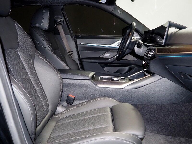 2023 BMW i4 eDrive35 Gran Coupe *DRIVING ASSIST PRO, HEADS-UP DISPLAY, NAVIGATION, CURVED DISPLAY, ADAPTIVE CRUISE, SAFETY ALERTS, 360 CAMERAS, MOONROOF, HEATED SEATS/STEERING, 19 INCH WHEELS, HARMAN/KARDON, ANDROID & APPLE Round Rock TX
