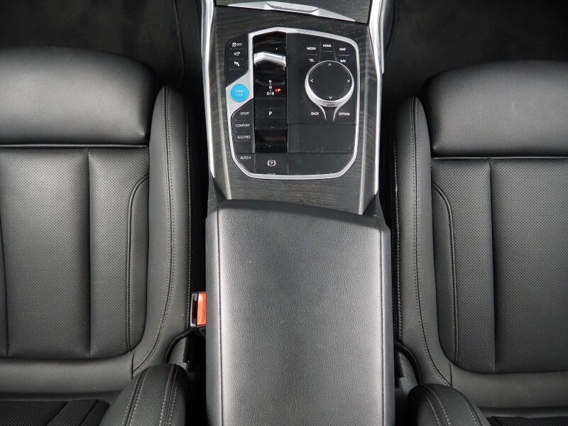 2023 BMW i4 eDrive35 Gran Coupe *DRIVING ASSIST PRO, HEADS-UP DISPLAY, NAVIGATION, CURVED DISPLAY, ADAPTIVE CRUISE, SAFETY ALERTS, 360 CAMERAS, MOONROOF, HEATED SEATS/STEERING, 19 INCH WHEELS, HARMAN/KARDON, ANDROID & APPLE Round Rock TX