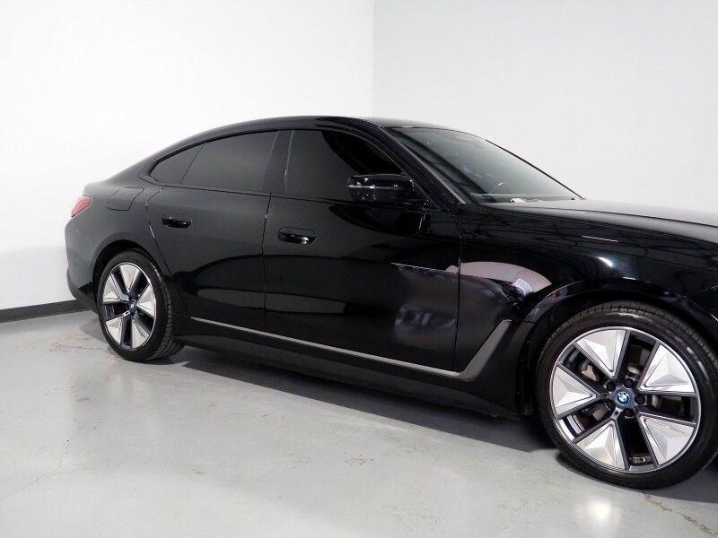 2023 BMW i4 eDrive35 Gran Coupe *DRIVING ASSIST PRO, HEADS-UP DISPLAY, NAVIGATION, CURVED DISPLAY, ADAPTIVE CRUISE, SAFETY ALERTS, 360 CAMERAS, MOONROOF, HEATED SEATS/STEERING, 19 INCH WHEELS, HARMAN/KARDON, ANDROID & APPLE Round Rock TX