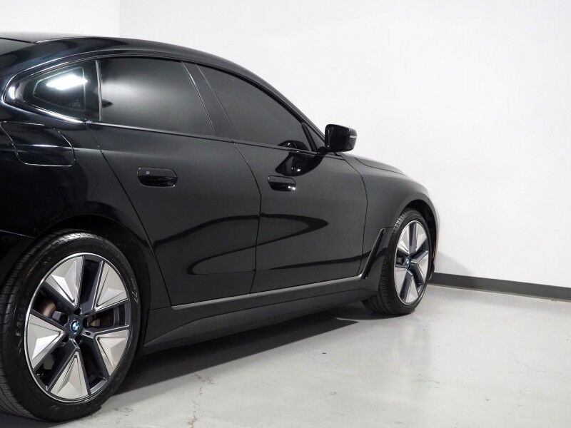2023 BMW i4 eDrive35 Gran Coupe *DRIVING ASSIST PRO, HEADS-UP DISPLAY, NAVIGATION, CURVED DISPLAY, ADAPTIVE CRUISE, SAFETY ALERTS, 360 CAMERAS, MOONROOF, HEATED SEATS/STEERING, 19 INCH WHEELS, HARMAN/KARDON, ANDROID & APPLE Round Rock TX