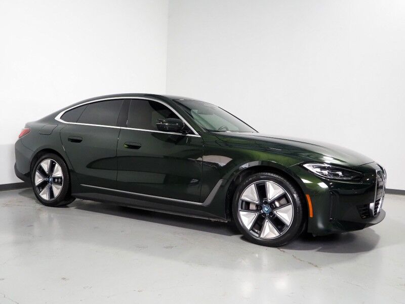 2023 BMW i4 eDrive35 Gran Coupe *DRIVING ASSIST PRO, HEADS-UP DISPLAY, NAVIGATION, CURVED DISPLAY, ADAPTIVE CRUISE, SAFETY ALERTS, MOONROOF, HEATED SEATS/STEERING, HARMAN/KARDON, WIRELESS CHARGING, ANDROID & APPLE