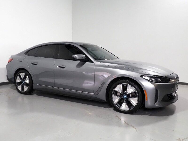 2023 BMW i4 eDrive35 Gran Coupe *HEADS-UP DISPLAY, NAVIGATION, CURVED DISPLAY, ADAPTIVE CRUISE, SAFETY ALERTS, 360 CAMERAS, MOONROOF, LEATHER, CLIMATE SEATS, HEATED STEERING, HARMAN/KARDON, WIRELESS CHARGING, ANDROID & APPLE