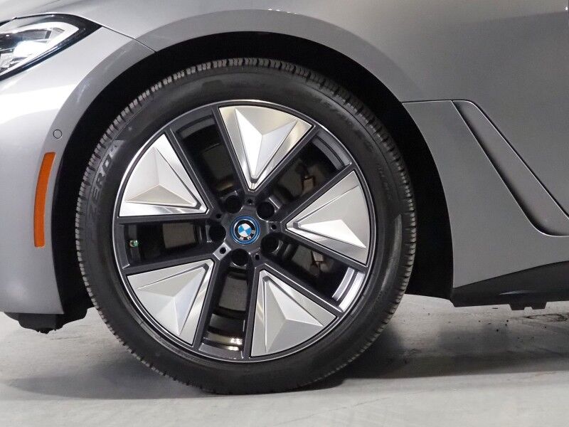 2023 BMW i4 eDrive35 Gran Coupe *HEADS-UP DISPLAY, NAVIGATION, CURVED DISPLAY, ADAPTIVE CRUISE, SAFETY ALERTS, 360 CAMERAS, MOONROOF, LEATHER, HEATED SEATS/STEERING, WIRELESS CHARGING, ANDROID & APPLE Round Rock TX