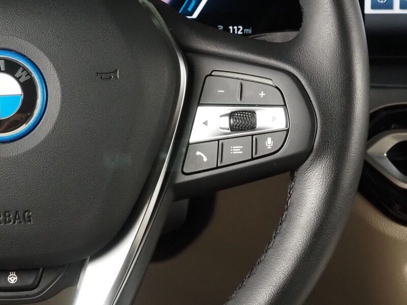 2023 BMW i4 eDrive35 Gran Coupe *HEADS-UP DISPLAY, NAVIGATION, CURVED DISPLAY, ADAPTIVE CRUISE, SAFETY ALERTS, 360 CAMERAS, MOONROOF, LEATHER, HEATED SEATS/STEERING, WIRELESS CHARGING, ANDROID & APPLE Round Rock TX