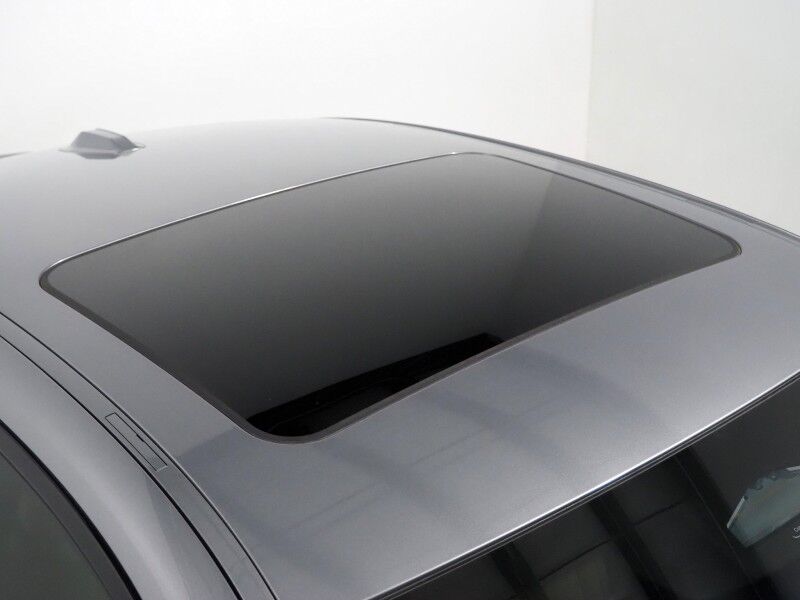 2023 BMW i4 eDrive35 Gran Coupe *HEADS-UP DISPLAY, NAVIGATION, CURVED DISPLAY, ADAPTIVE CRUISE, SAFETY ALERTS, 360 CAMERAS, MOONROOF, LEATHER, HEATED SEATS/STEERING, WIRELESS CHARGING, ANDROID & APPLE Round Rock TX