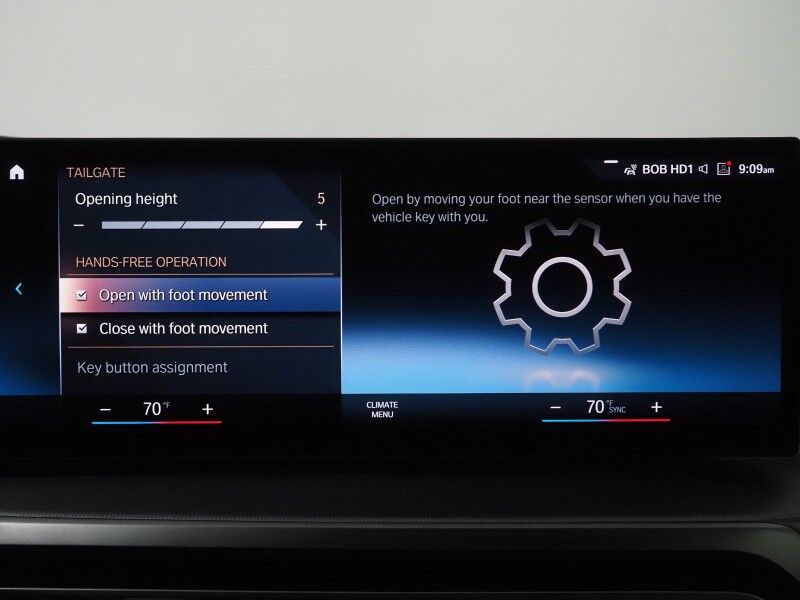 2023 BMW i4 eDrive35 Gran Coupe *HEADS-UP DISPLAY, NAVIGATION, CURVED DISPLAY, ADAPTIVE CRUISE, SAFETY ALERTS, 360 CAMERAS, MOONROOF, LEATHER, HEATED SEATS/STEERING, WIRELESS CHARGING, ANDROID & APPLE Round Rock TX