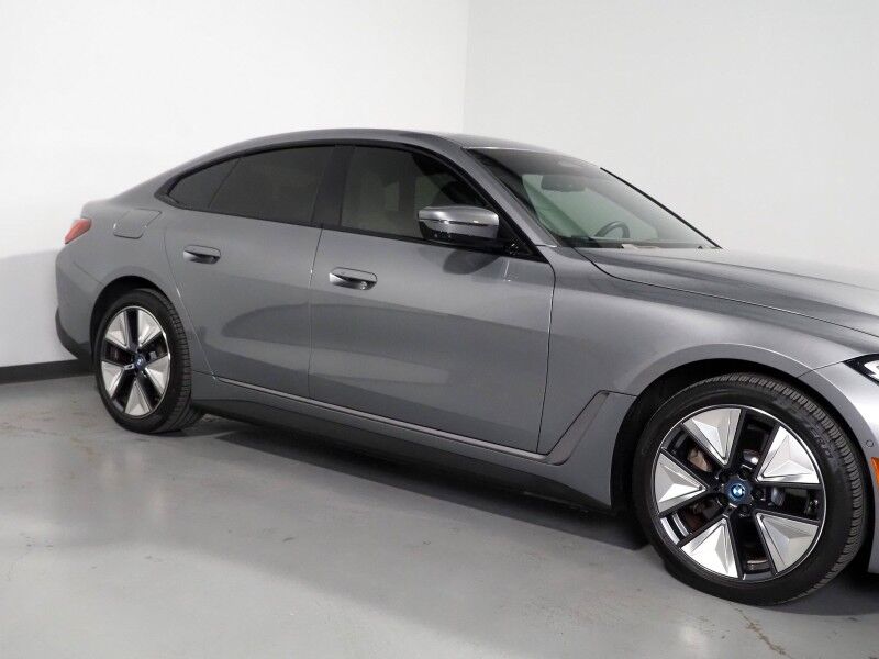 2023 BMW i4 eDrive35 Gran Coupe *HEADS-UP DISPLAY, NAVIGATION, CURVED DISPLAY, ADAPTIVE CRUISE, SAFETY ALERTS, 360 CAMERAS, MOONROOF, LEATHER, HEATED SEATS/STEERING, WIRELESS CHARGING, ANDROID & APPLE Round Rock TX