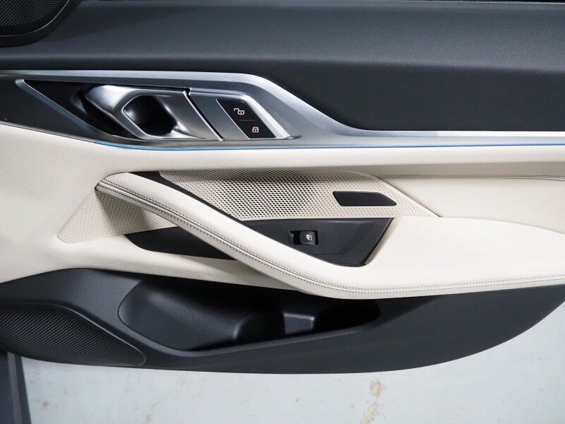 2023 BMW i4 eDrive35 Gran Coupe *HEADS-UP DISPLAY, NAVIGATION, CURVED DISPLAY, ADAPTIVE CRUISE, SAFETY ALERTS, 360 CAMERAS, MOONROOF, LEATHER, HEATED SEATS/STEERING, WIRELESS CHARGING, ANDROID & APPLE Round Rock TX