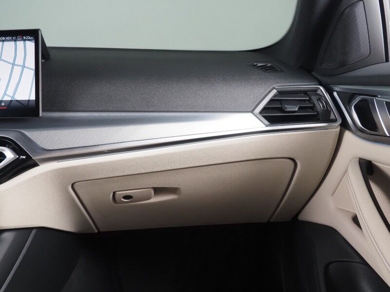 2023 BMW i4 eDrive35 Gran Coupe *HEADS-UP DISPLAY, NAVIGATION, CURVED DISPLAY, ADAPTIVE CRUISE, SAFETY ALERTS, 360 CAMERAS, MOONROOF, LEATHER, HEATED SEATS/STEERING, WIRELESS CHARGING, ANDROID & APPLE Round Rock TX