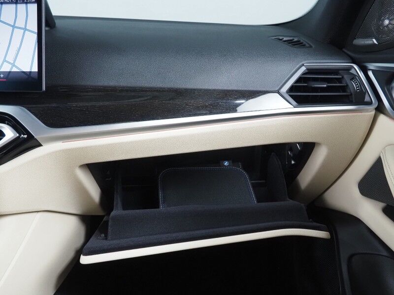 2023 BMW i4 eDrive35 Gran Coupe *HEADS-UP DISPLAY, NAVIGATION, CURVED DISPLAY, ADAPTIVE CRUISE, SAFETY ALERTS, BACKUP-CAMERA, MOONROOF, HEATED SEATS/STEERING, HARMAN/KARDON, WIRELESS CHARGING, ANDROID & APPLE Round Rock TX