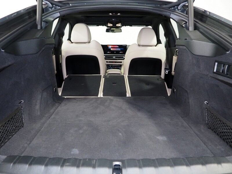 2023 BMW i4 eDrive35 Gran Coupe *HEADS-UP DISPLAY, NAVIGATION, CURVED DISPLAY, ADAPTIVE CRUISE, SAFETY ALERTS, BACKUP-CAMERA, MOONROOF, HEATED SEATS/STEERING, HARMAN/KARDON, WIRELESS CHARGING, ANDROID & APPLE Round Rock TX