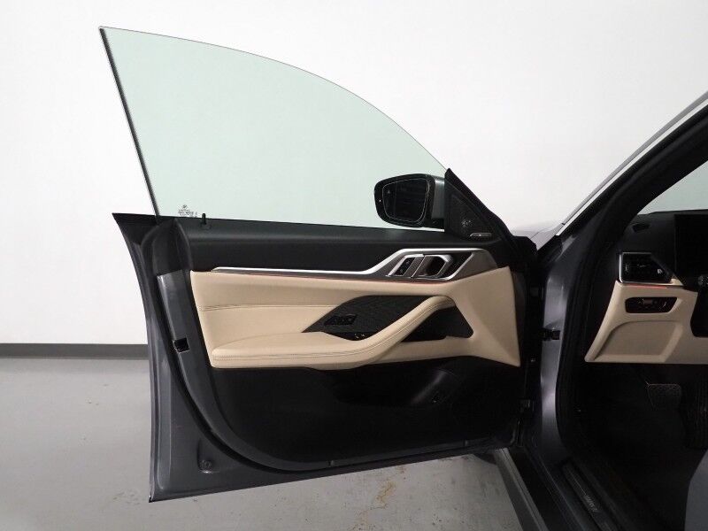 2023 BMW i4 eDrive35 Gran Coupe *HEADS-UP DISPLAY, NAVIGATION, CURVED DISPLAY, ADAPTIVE CRUISE, SAFETY ALERTS, BACKUP-CAMERA, MOONROOF, HEATED SEATS/STEERING, HARMAN/KARDON, WIRELESS CHARGING, ANDROID & APPLE Round Rock TX