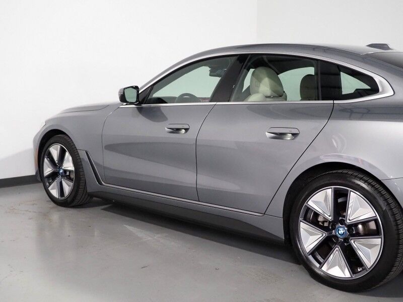 2023 BMW i4 eDrive35 Gran Coupe *HEADS-UP DISPLAY, NAVIGATION, CURVED DISPLAY, ADAPTIVE CRUISE, SAFETY ALERTS, BACKUP-CAMERA, MOONROOF, HEATED SEATS/STEERING, HARMAN/KARDON, WIRELESS CHARGING, ANDROID & APPLE Round Rock TX