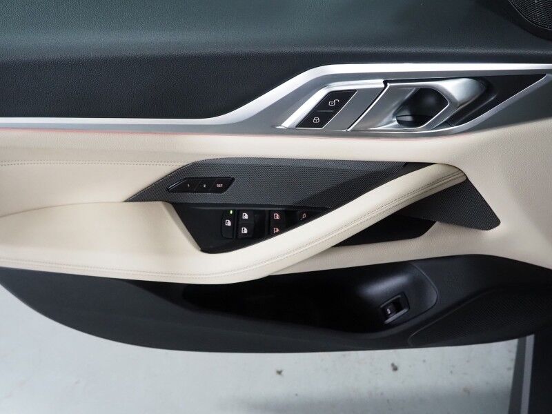 2023 BMW i4 eDrive35 Gran Coupe *HEADS-UP DISPLAY, NAVIGATION, CURVED DISPLAY, ADAPTIVE CRUISE, SAFETY ALERTS, BACKUP-CAMERA, MOONROOF, HEATED SEATS/STEERING, HARMAN/KARDON, WIRELESS CHARGING, ANDROID & APPLE Round Rock TX