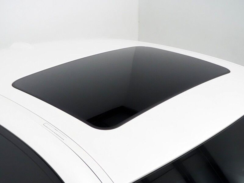 2023 BMW i4 eDrive35 Gran Coupe *HEADS-UP DISPLAY, NAVIGATION, CURVED DISPLAY, SAFETY ALERTS, 360 CAMERAS, MOONROOF, HEATED SEATS/STEERING, COMFORT ACCESS, POWER LIFTGATE, 19 INCH WHEELS, HARMAN/KARDON, WIRELESS CHARGING, ANDROID & APPLE Round Rock TX
