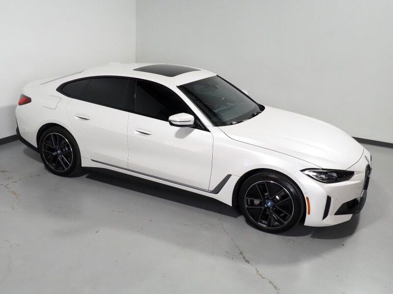 2023 BMW i4 eDrive35 Gran Coupe *HEADS-UP DISPLAY, NAVIGATION, CURVED DISPLAY, SAFETY ALERTS, 360 CAMERAS, MOONROOF, HEATED SEATS/STEERING, COMFORT ACCESS, POWER LIFTGATE, 19 INCH WHEELS, HARMAN/KARDON, WIRELESS CHARGING, ANDROID & APPLE Round Rock TX
