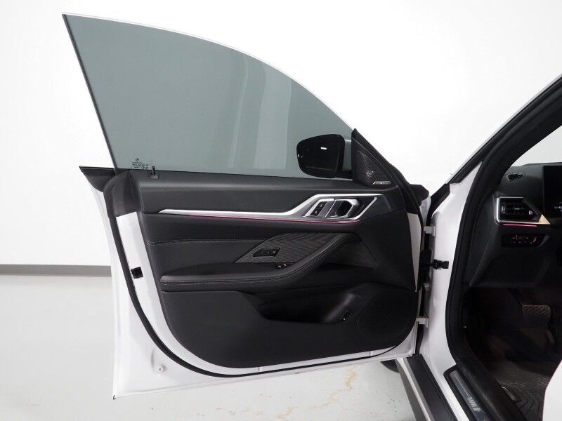 2023 BMW i4 eDrive35 Gran Coupe *HEADS-UP DISPLAY, NAVIGATION, CURVED DISPLAY, SAFETY ALERTS, 360 CAMERAS, MOONROOF, HEATED SEATS/STEERING, COMFORT ACCESS, POWER LIFTGATE, 19 INCH WHEELS, HARMAN/KARDON, WIRELESS CHARGING, ANDROID & APPLE Round Rock TX