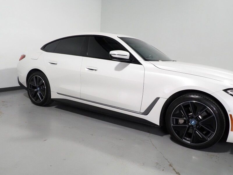 2023 BMW i4 eDrive35 Gran Coupe *HEADS-UP DISPLAY, NAVIGATION, CURVED DISPLAY, SAFETY ALERTS, 360 CAMERAS, MOONROOF, HEATED SEATS/STEERING, COMFORT ACCESS, POWER LIFTGATE, 19 INCH WHEELS, HARMAN/KARDON, WIRELESS CHARGING, ANDROID & APPLE Round Rock TX