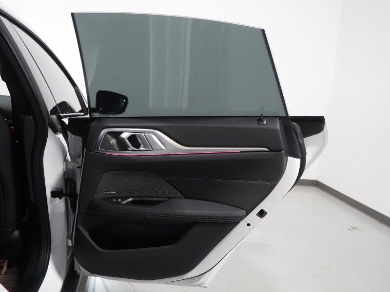 2023 BMW i4 eDrive35 Gran Coupe *HEADS-UP DISPLAY, NAVIGATION, CURVED DISPLAY, SAFETY ALERTS, 360 CAMERAS, MOONROOF, HEATED SEATS/STEERING, COMFORT ACCESS, POWER LIFTGATE, 19 INCH WHEELS, HARMAN/KARDON, WIRELESS CHARGING, ANDROID & APPLE Round Rock TX