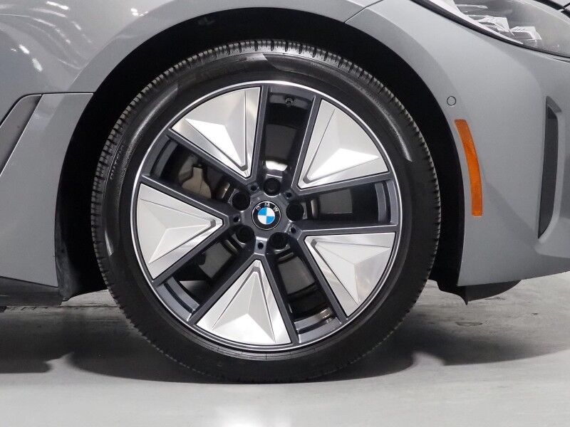 2023 BMW i4 eDrive35 Gran Coupe *HEADS-UP DISPLAY, NAVIGATION, CURVED DISPLAY, SAFETY ALERTS, 360 CAMERAS, MOONROOF, HEATED SEATS/STEERING, COMFORT ACCESS, POWER LIFTGATE, 19 INCH WHEELS, WIRELESS CHARGING, ANDROID & APPLE Round Rock TX